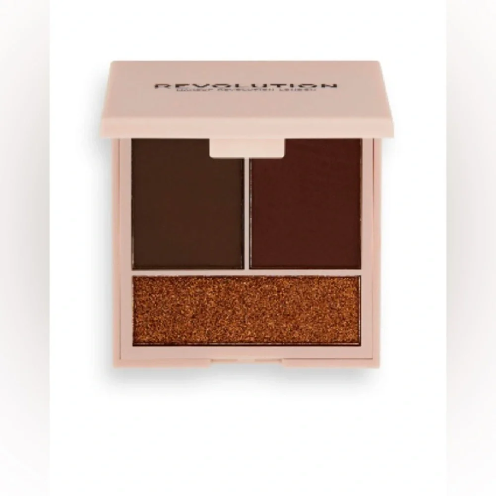 Revolution Contour Powder Compact 3 Color “Deep”